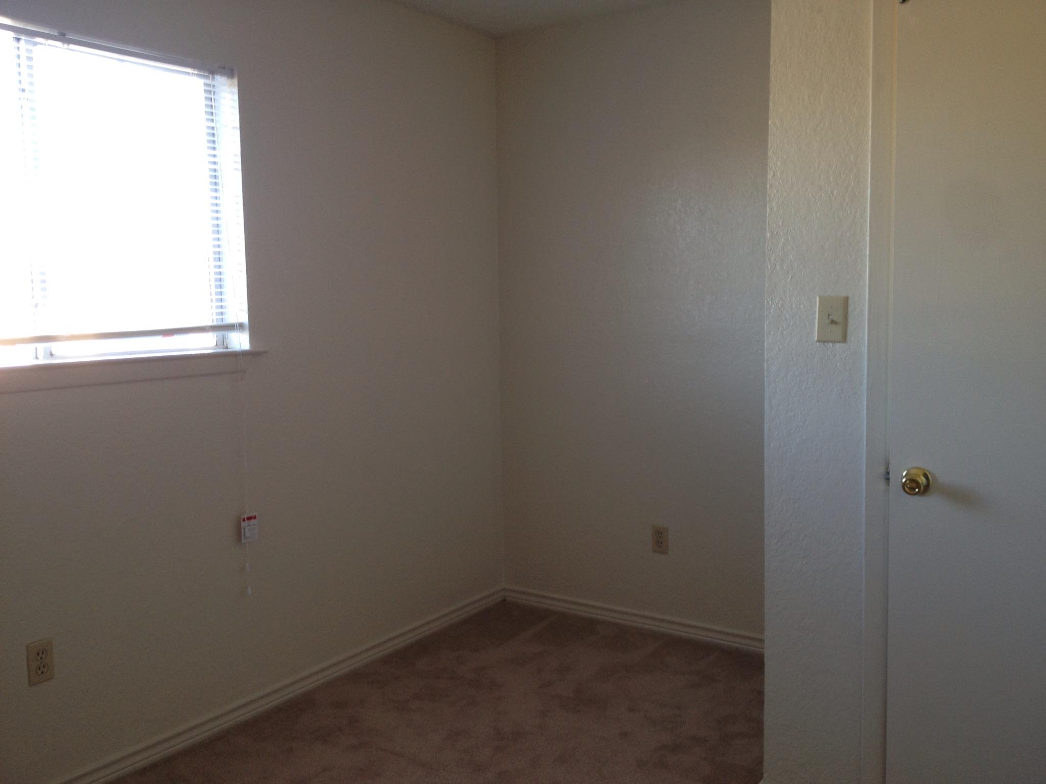 232 Craddock Ave Property Photo 9