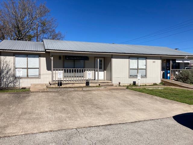 100 W Mercer St A Property Photo 2