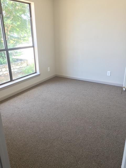 100 W Mercer St A Property Photo 3