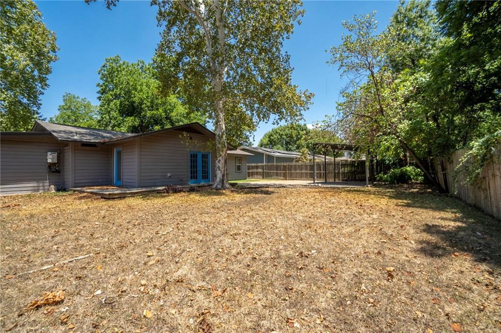 2105 Fortview Rd Property Photo 34