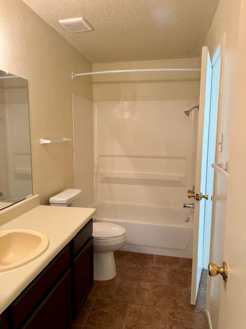 16815 Whitebrush Loop Property Photo 9