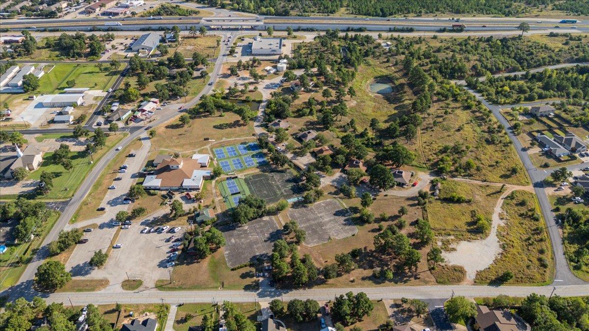 141 Tahitian Dr Property Photo 25