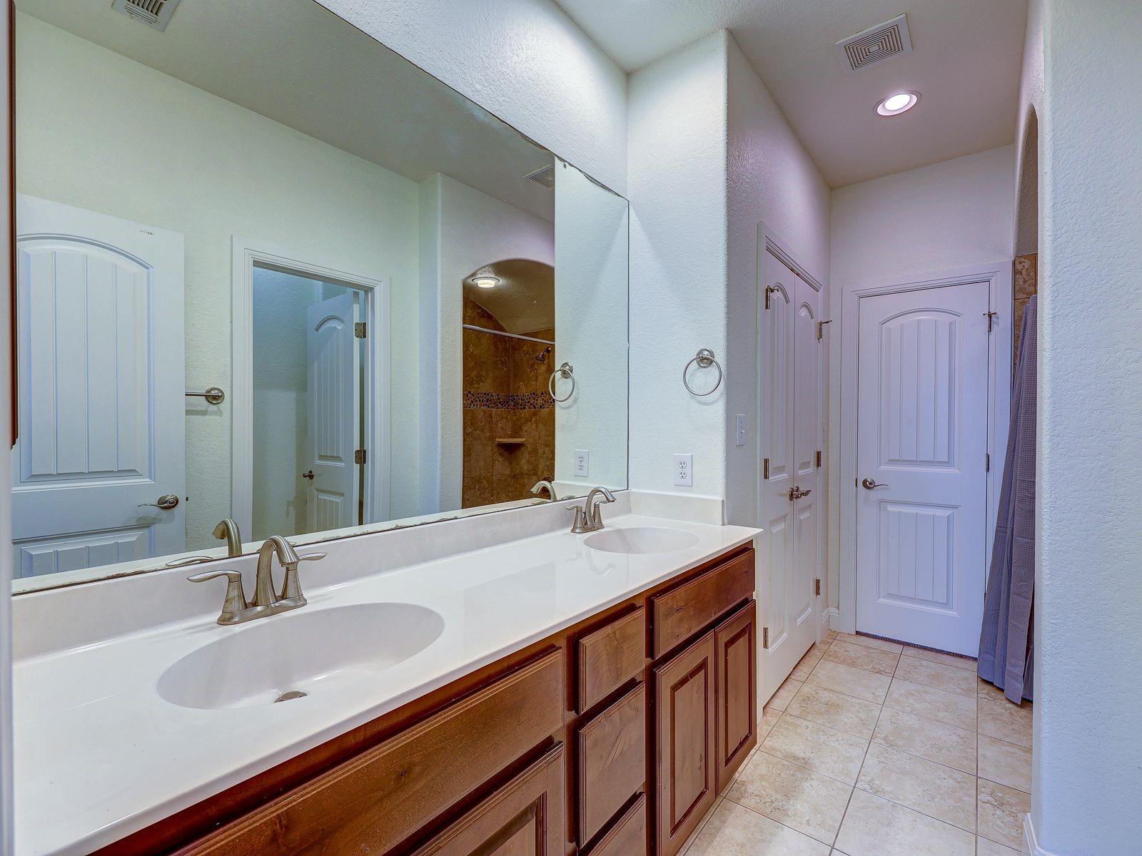 6708 Menchaca Rd #7 Property Photo 23