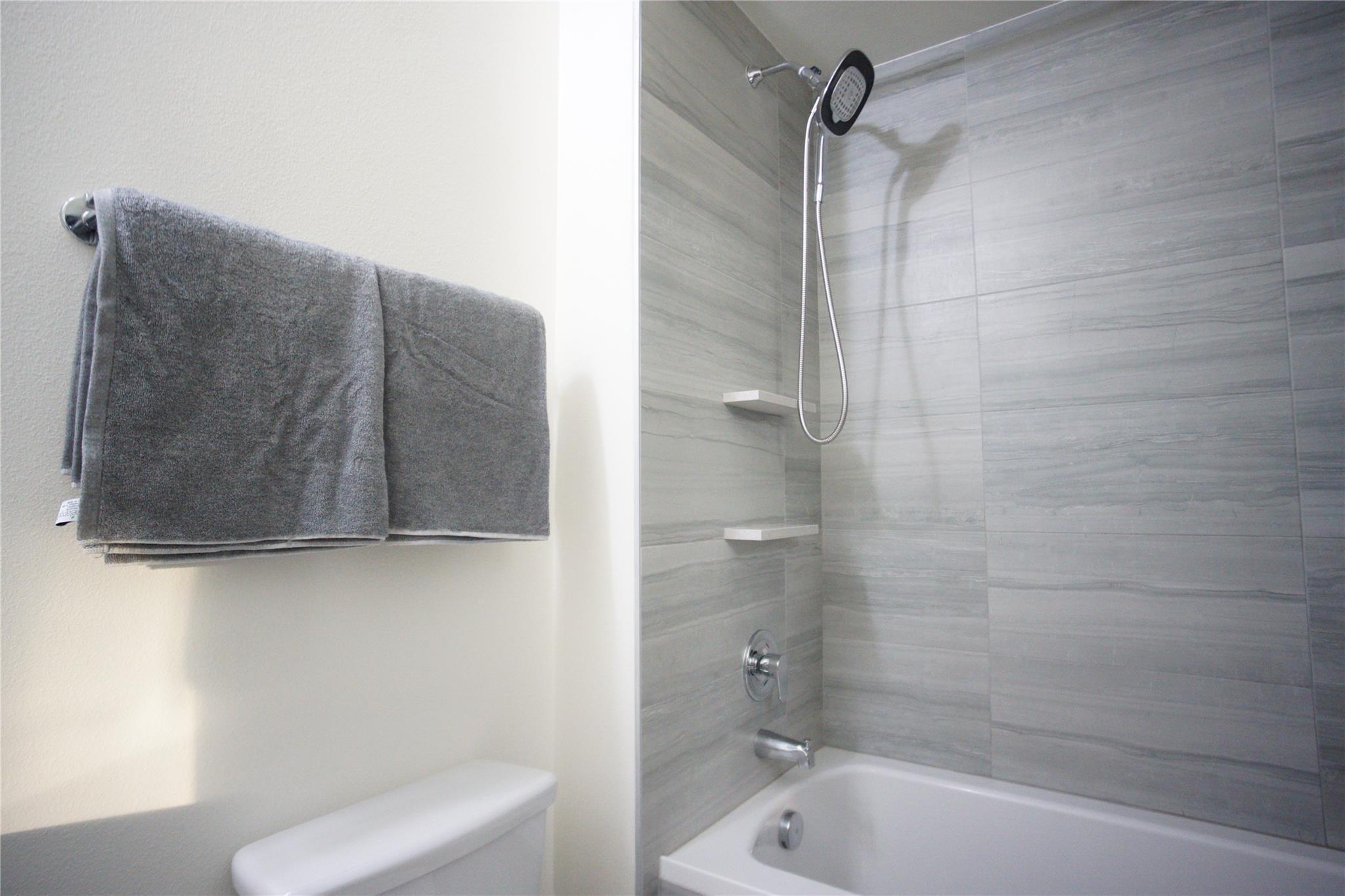 6444 Burnet Rd #305 Property Photo 12