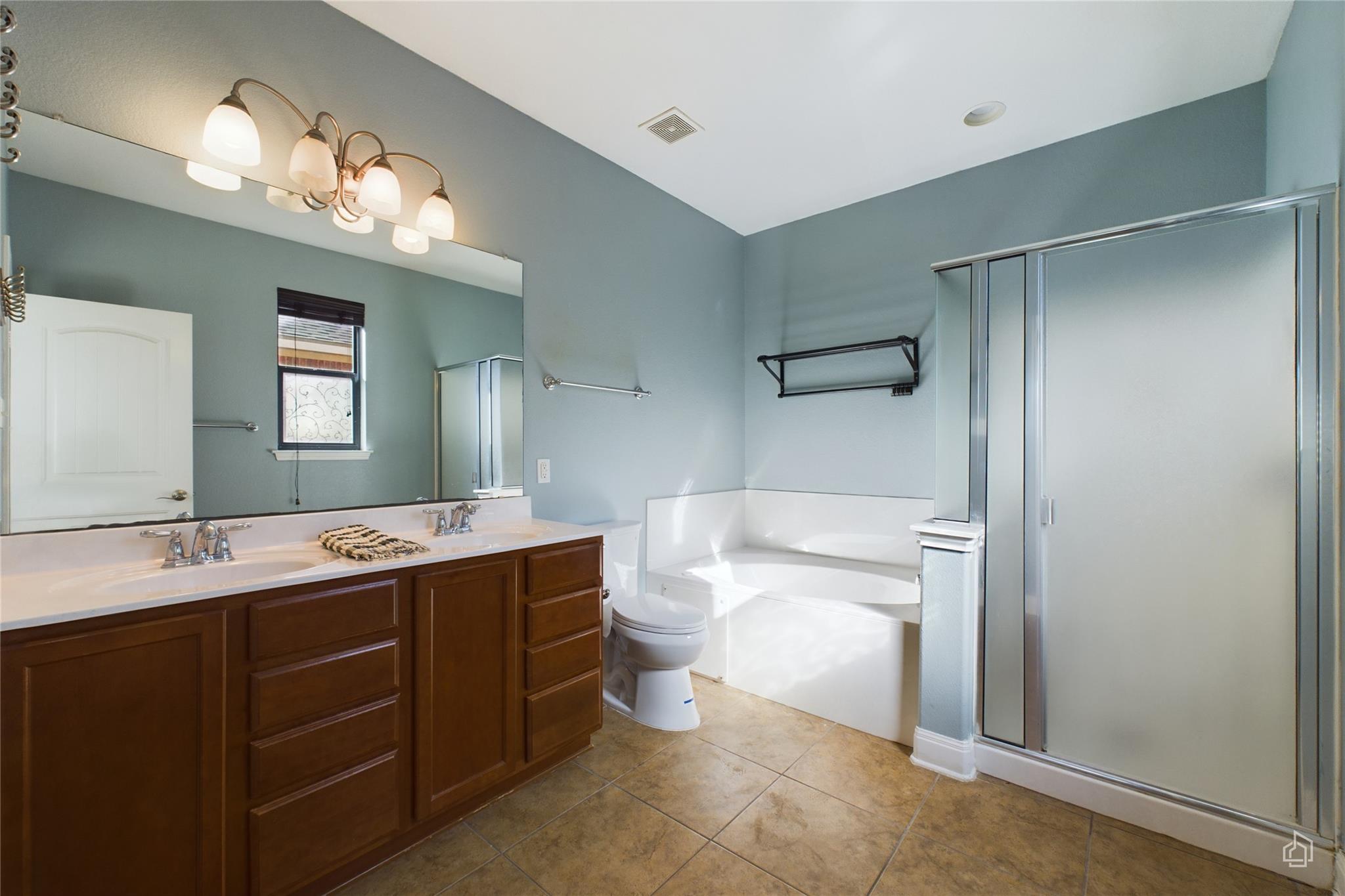 12013 Oaklynn Ct Property Photo 16