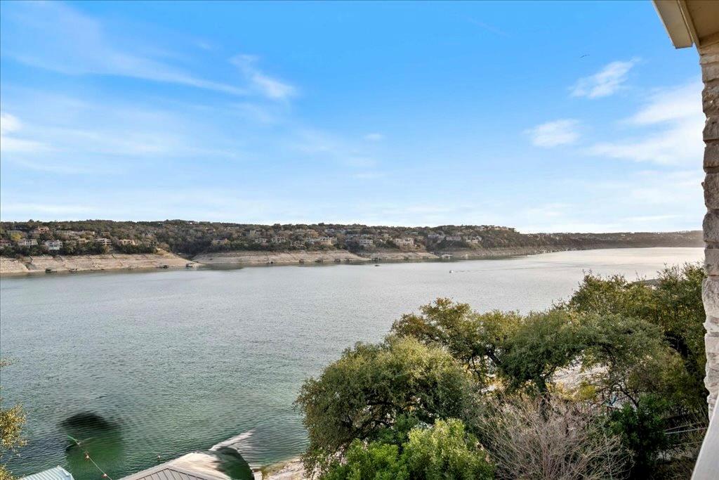 18231 Lakepoint Cv Property Photo 1