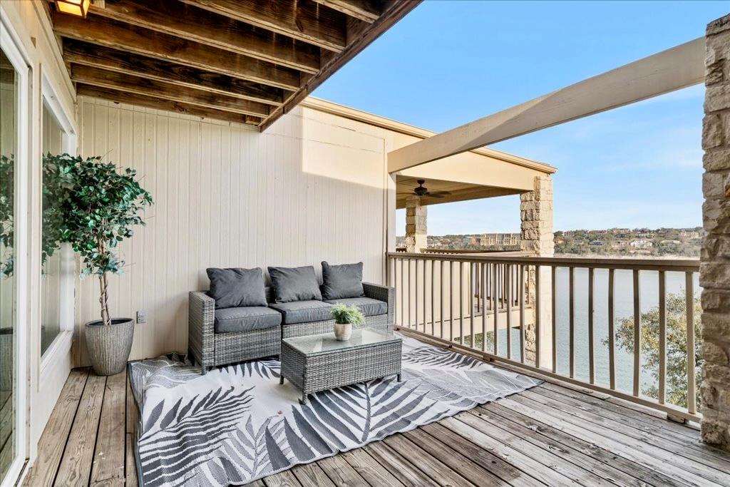 18231 Lakepoint Cv Property Photo 7