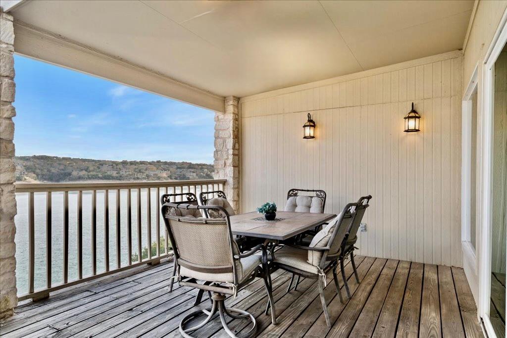 18231 Lakepoint Cv Property Photo 8