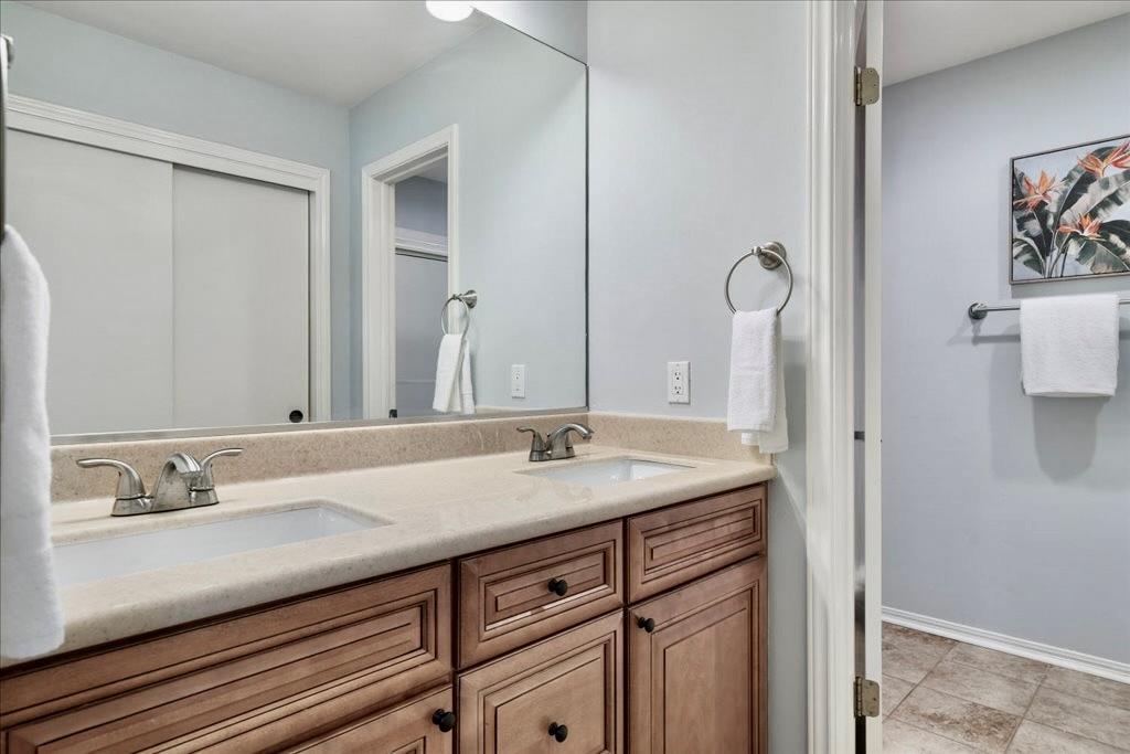 18231 Lakepoint Cv Property Photo 24