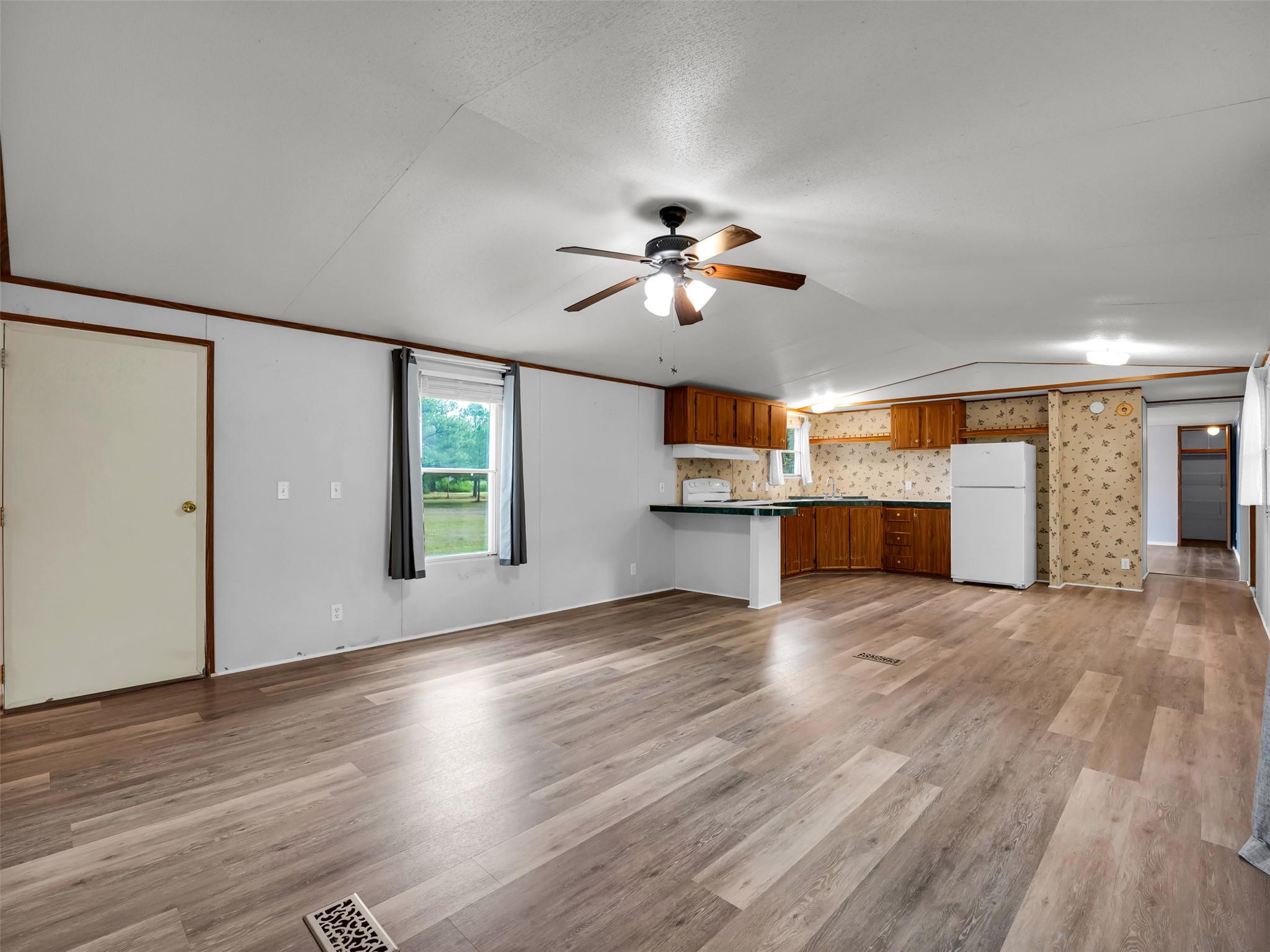 133 Pine Valley Loop Property Photo 4