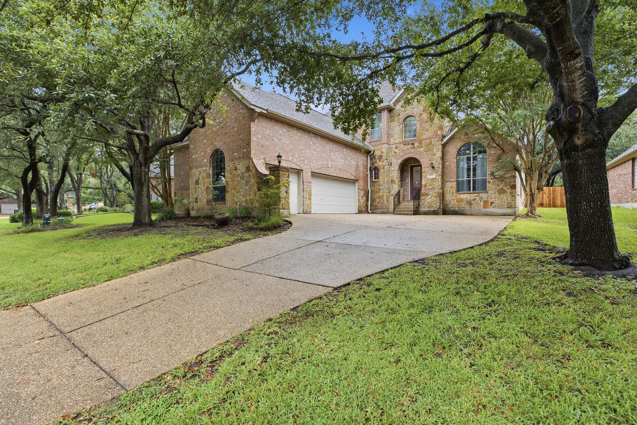 3552 Alexandrite Way Property Photo 2