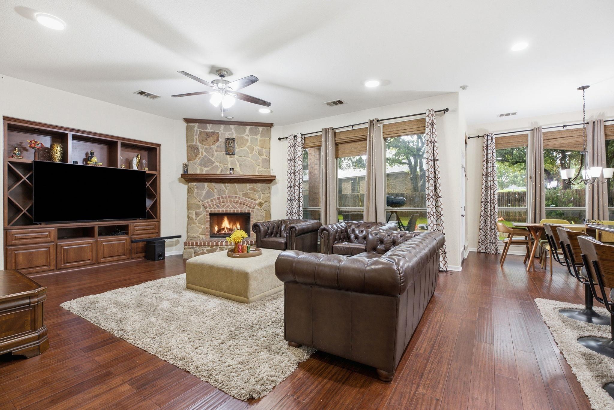 3552 Alexandrite Way Property Photo 8