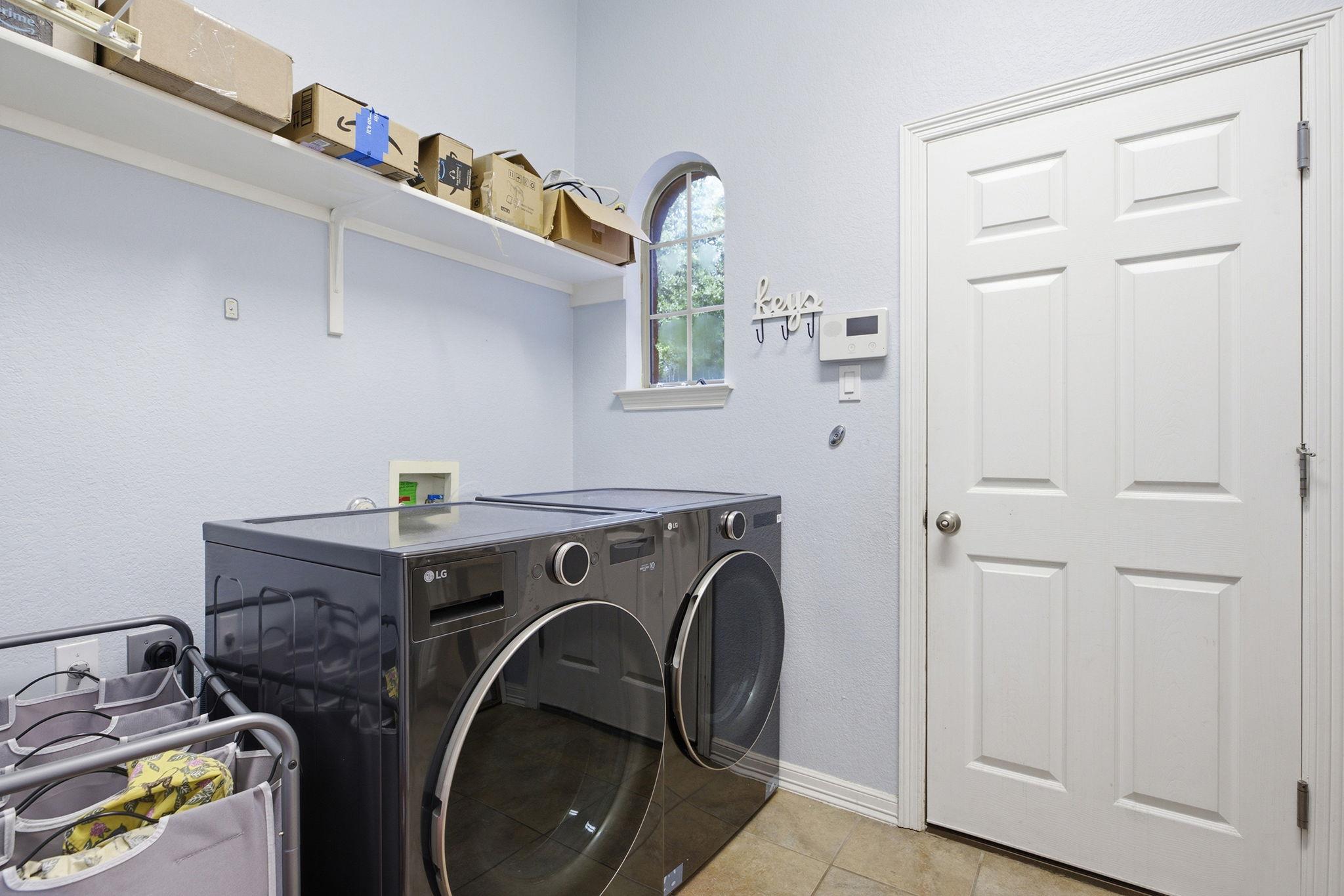 3552 Alexandrite Way Property Photo 17