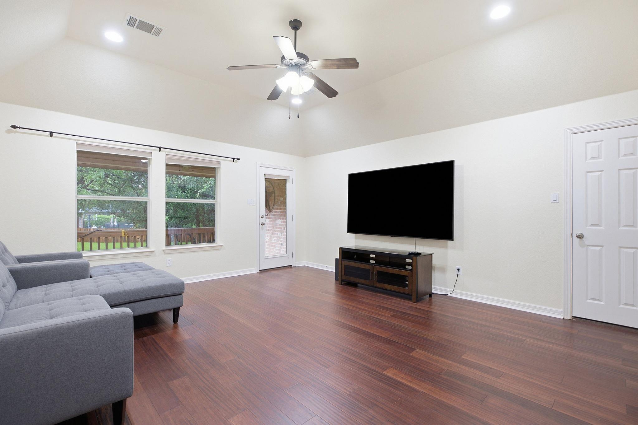 3552 Alexandrite Way Property Photo 19