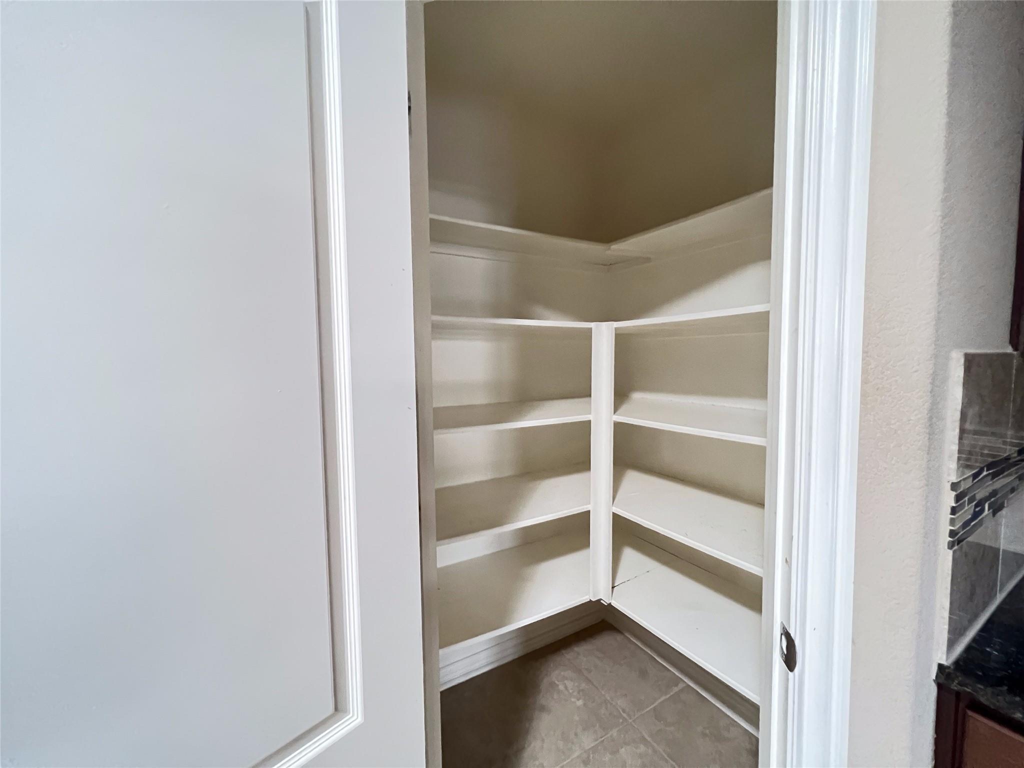 1817 Greyleaf Path Property Photo 18