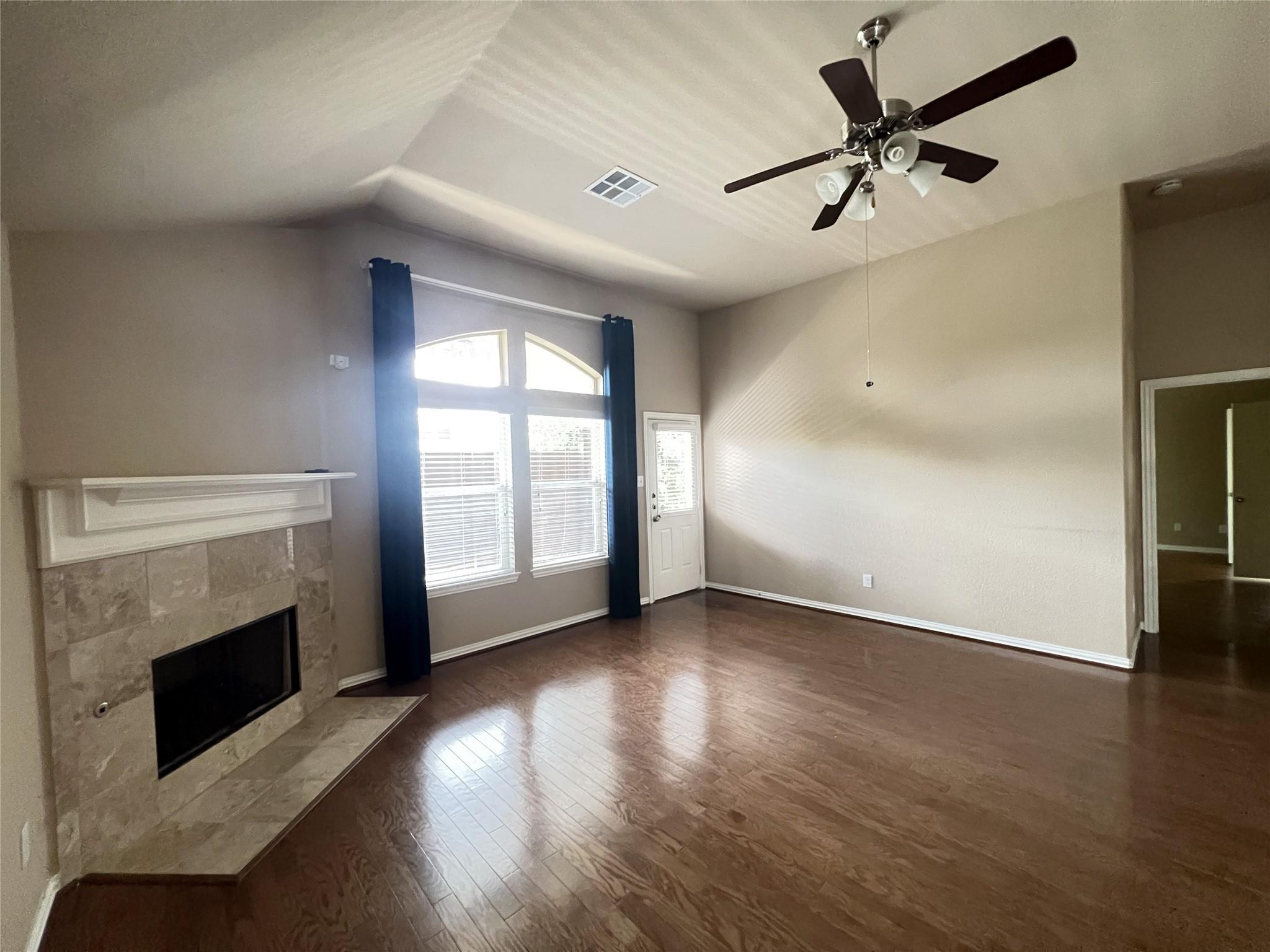 1817 Greyleaf Path Property Photo 21
