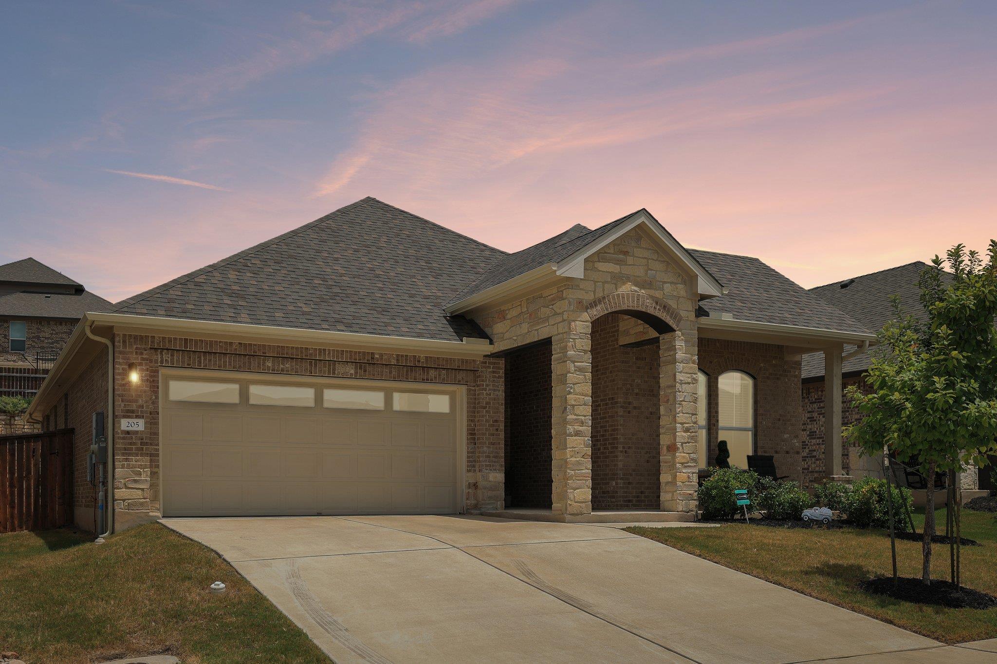 205 Indian Shoal Dr Property Photo 1