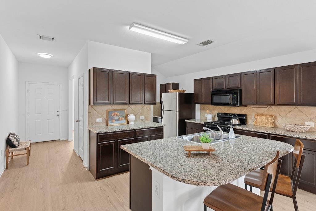 11305 Malta Dr Property Photo 8