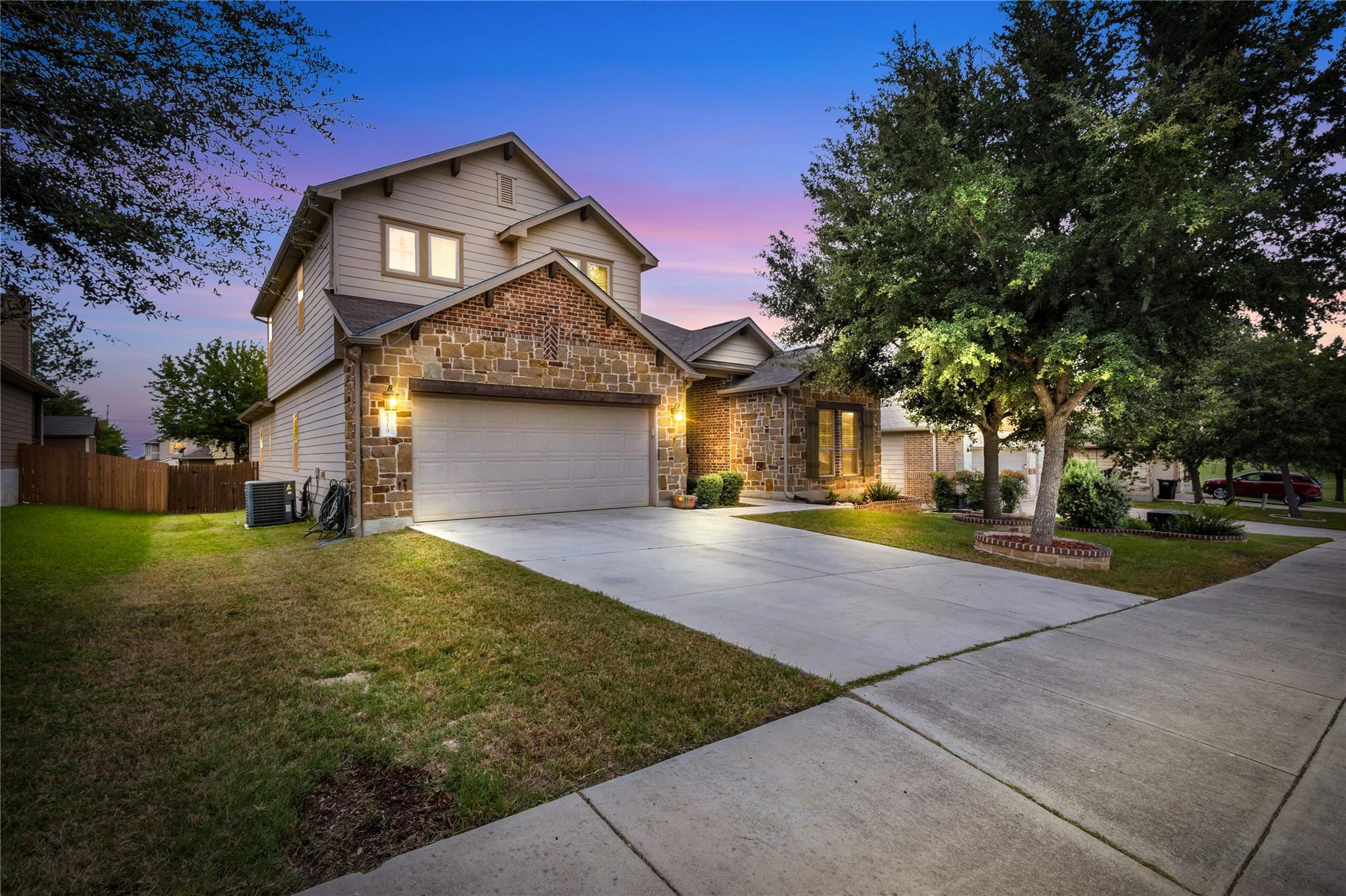 5519 Cypress Pt Property Photo 1