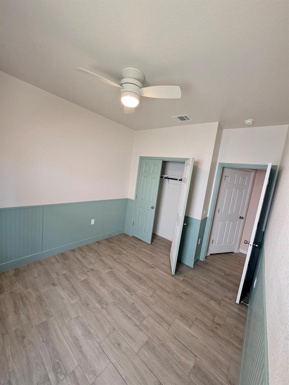 824 Falkland Trce Property Photo 13