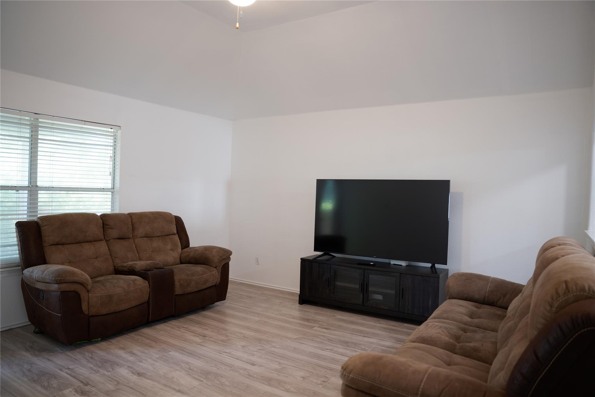 9305 Pioneer Forest Dr Property Photo 17