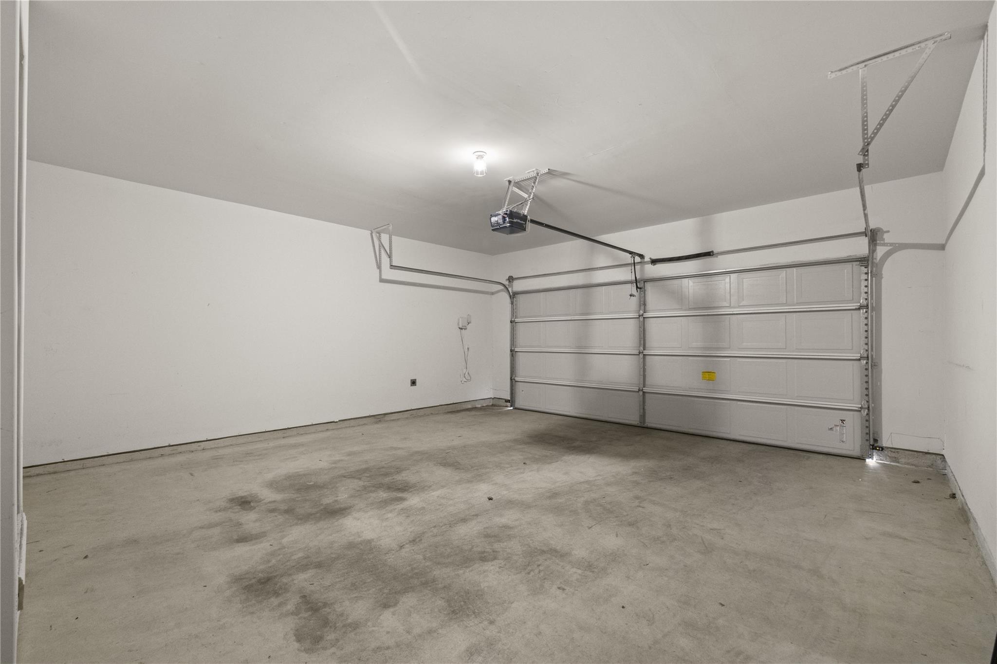 15802 Celosia St Property Photo 28