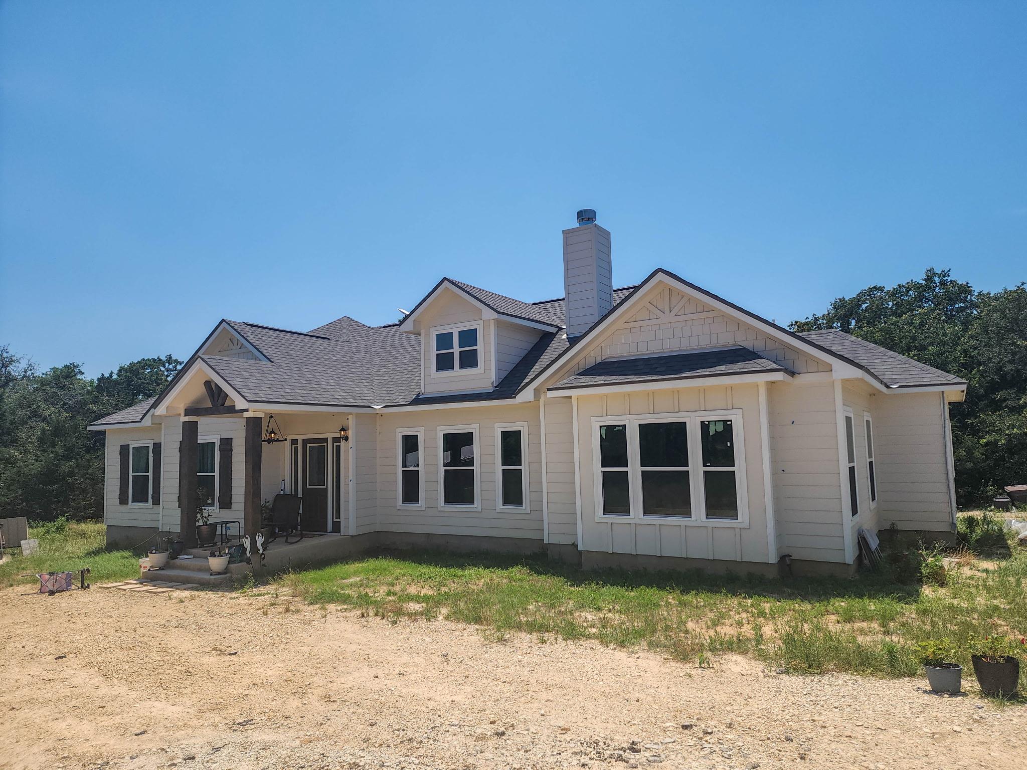 668 Fairview Dr Property Photo 1