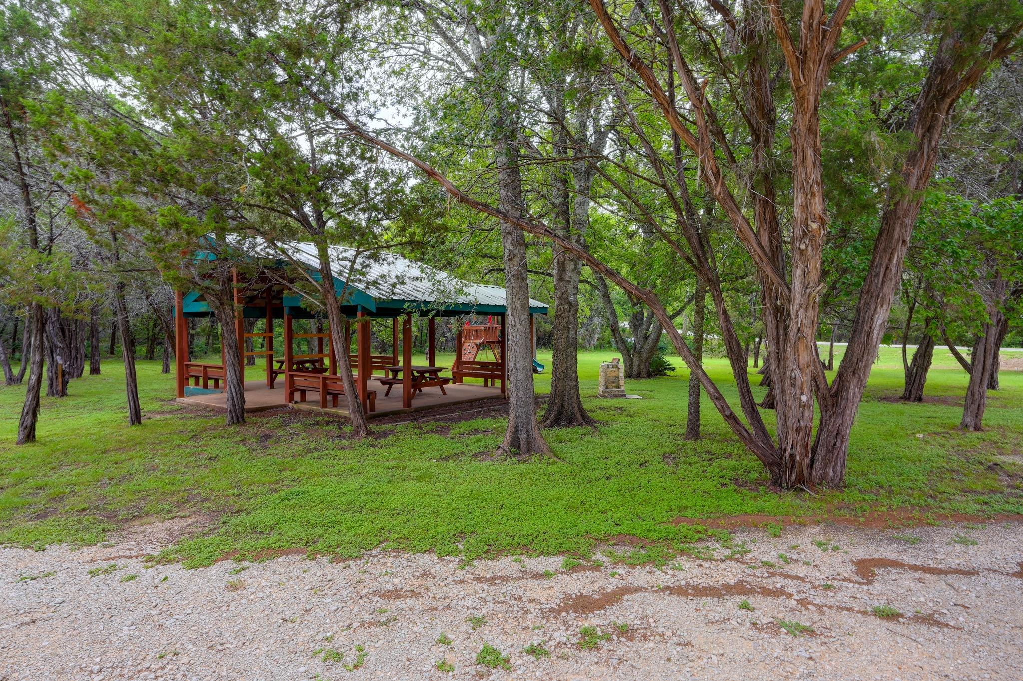 401 Mountain Crest Dr Property Photo 36