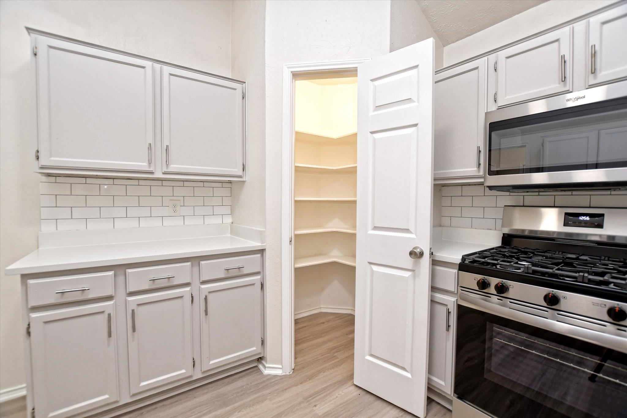 1705 Laurel Ln Property Photo 15