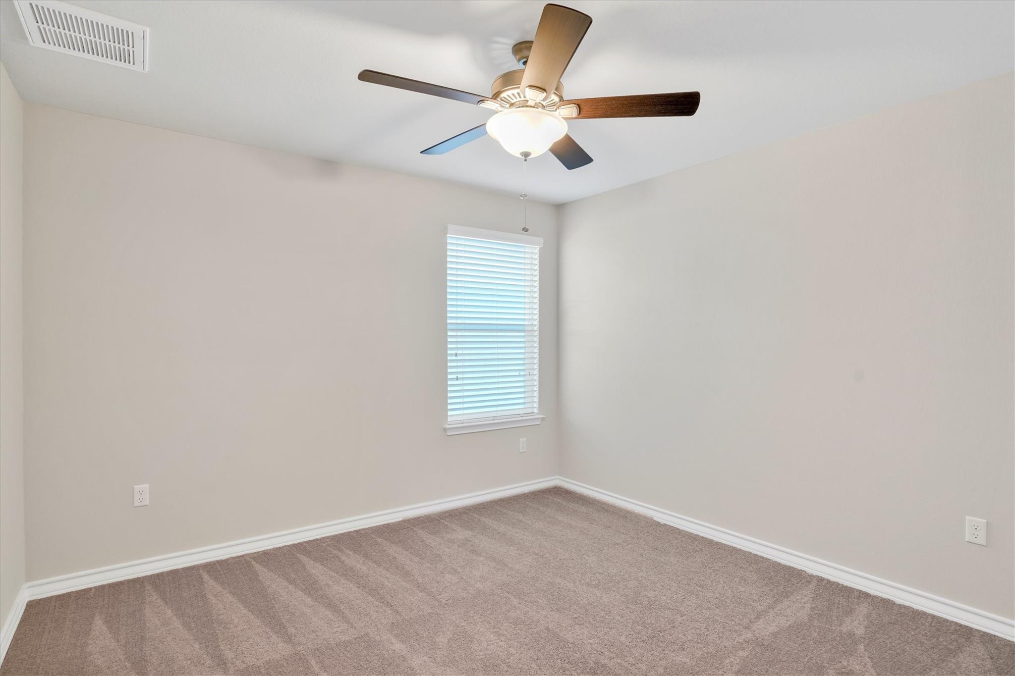 5412 Golden Canary Ln Property Photo 16