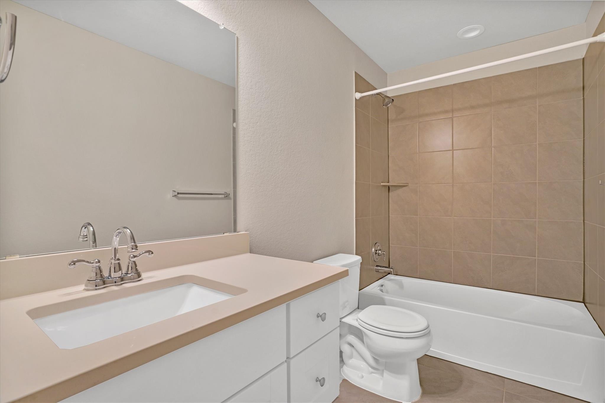 5412 Golden Canary Ln Property Photo 18