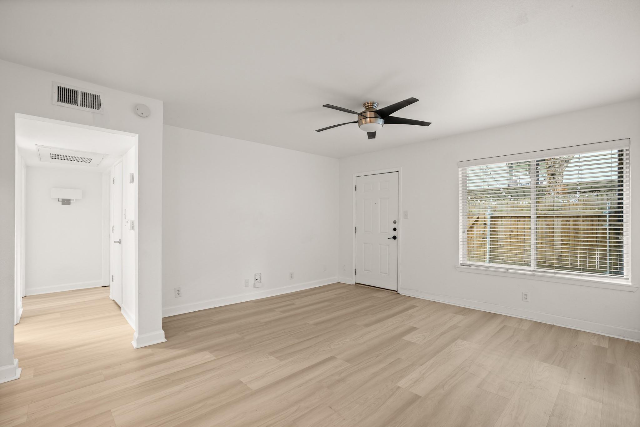 2020 S Congress Ave #2102 Property Photo 8
