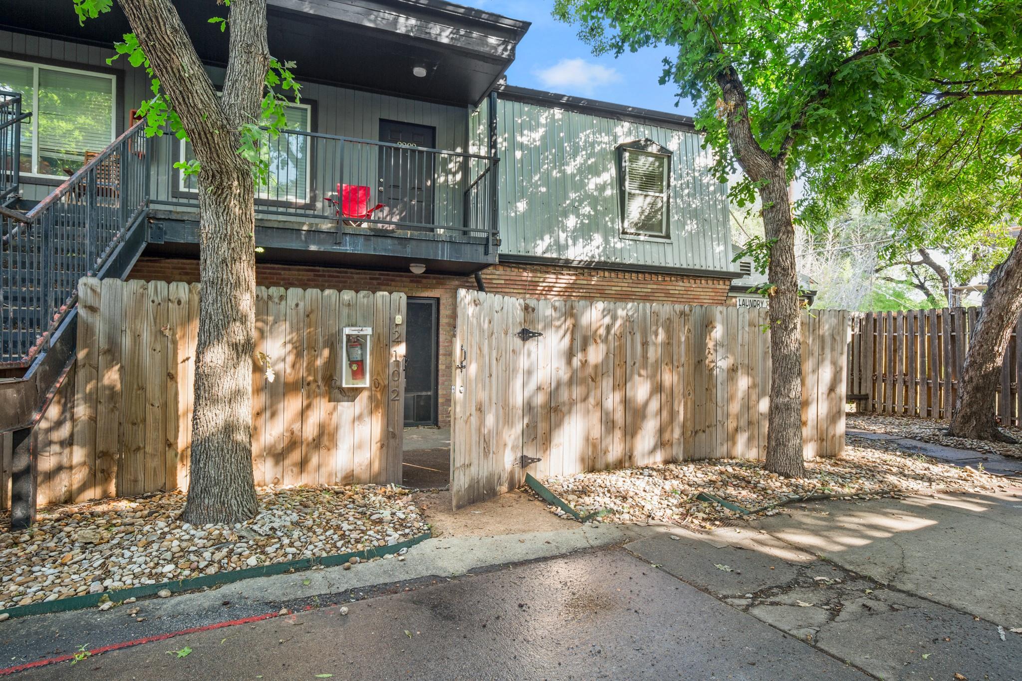 2020 S Congress Ave #2102 Property Photo 16