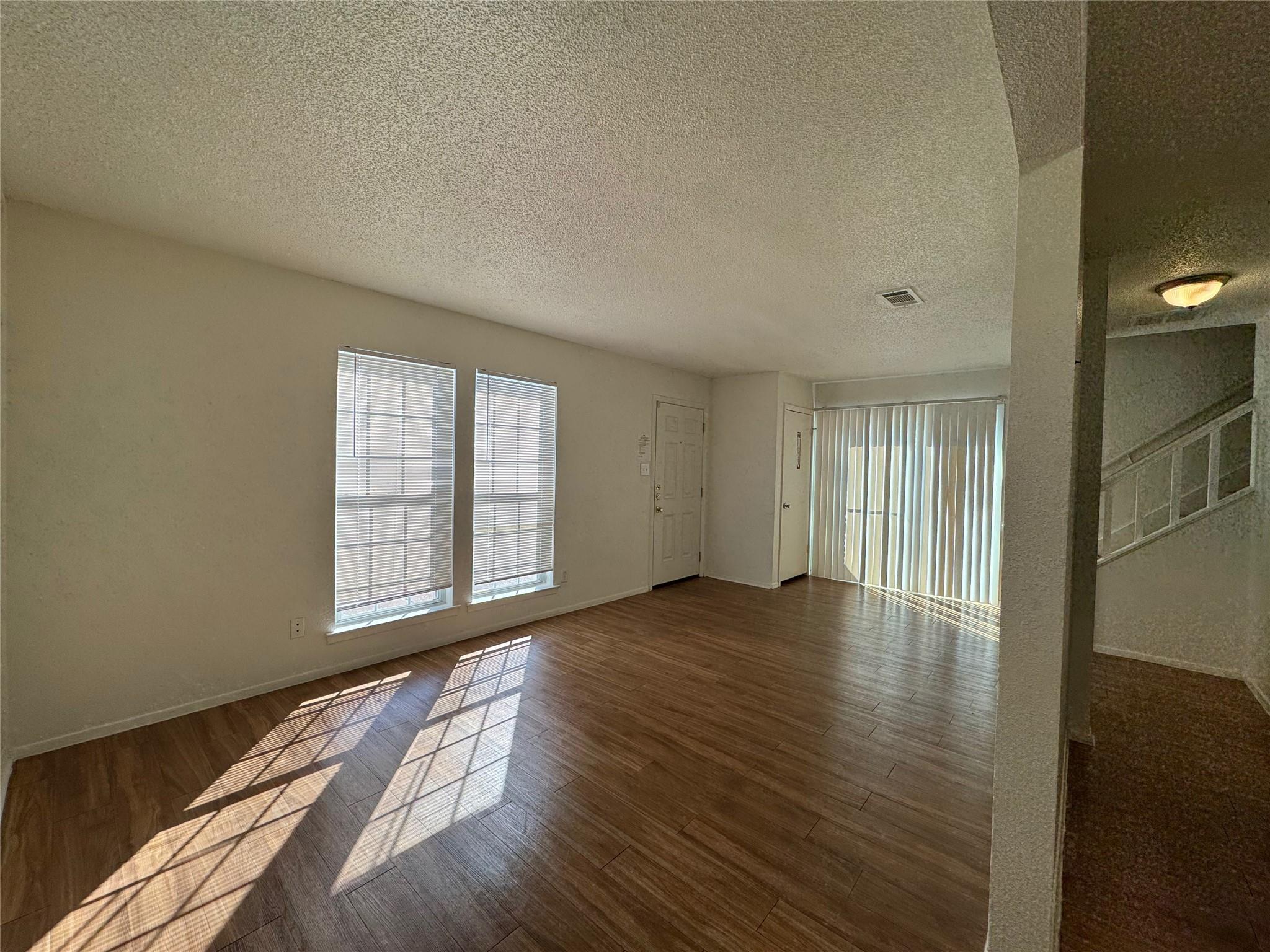 4810 West Wind Trl #104 Property Photo 4