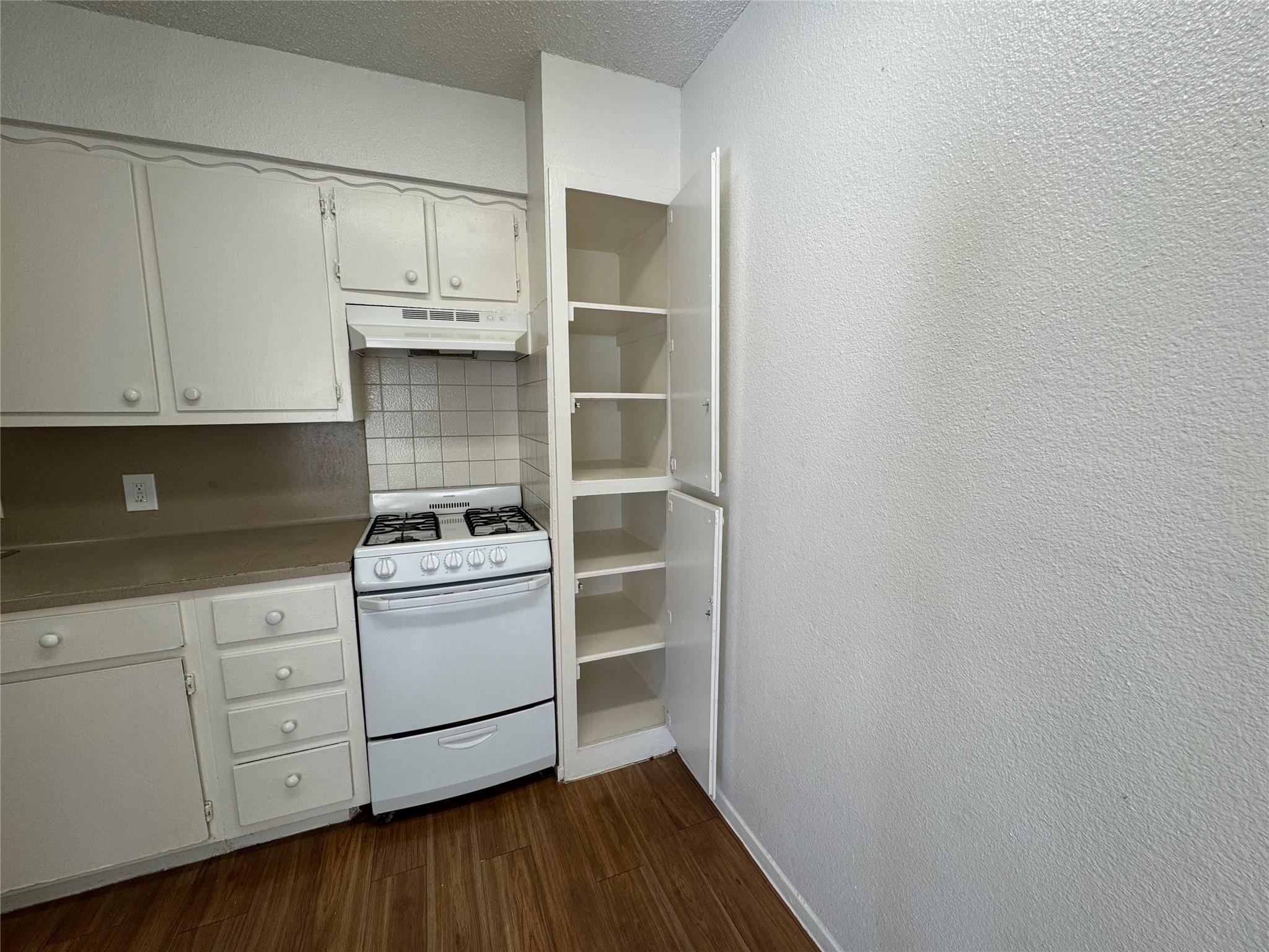 4810 West Wind Trl #104 Property Photo 7
