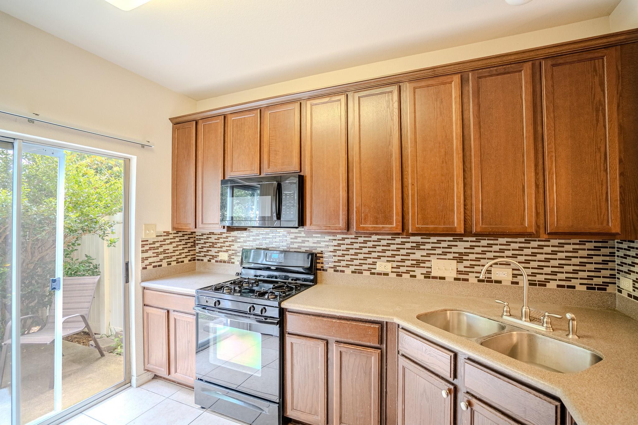 1900 Little Elm Trl #94 Property Photo 8