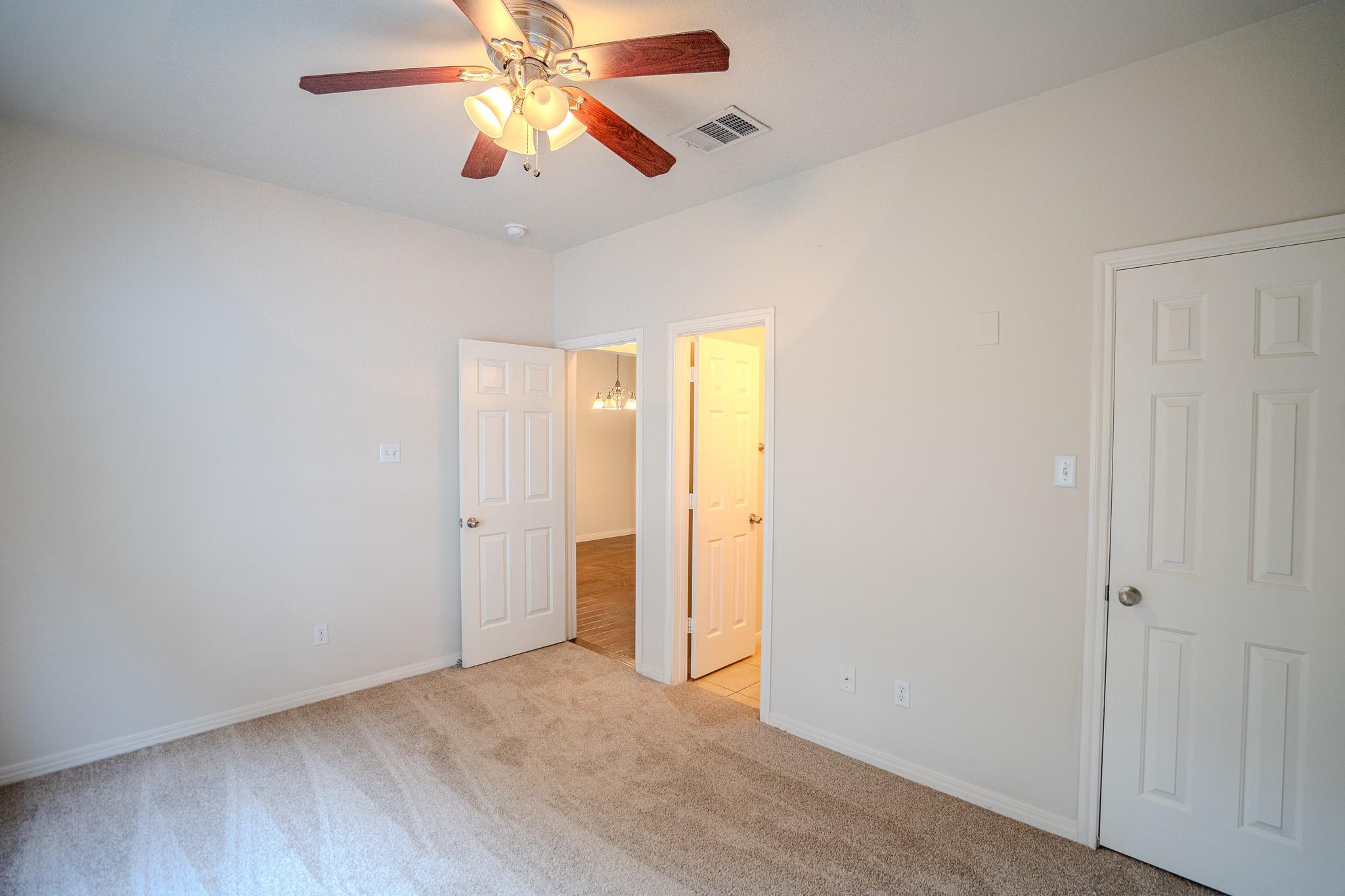 1900 Little Elm Trl #94 Property Photo 11