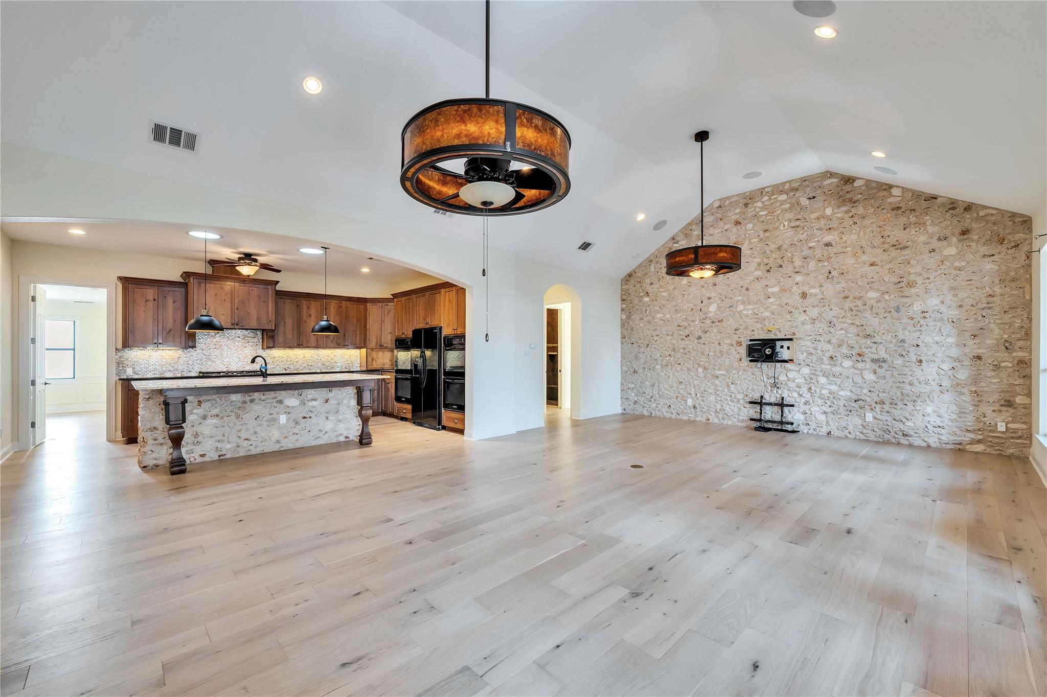 3701 Copper Ridge Ct Property Photo 16