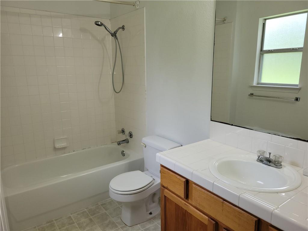 1501 Prather St Property Photo 7
