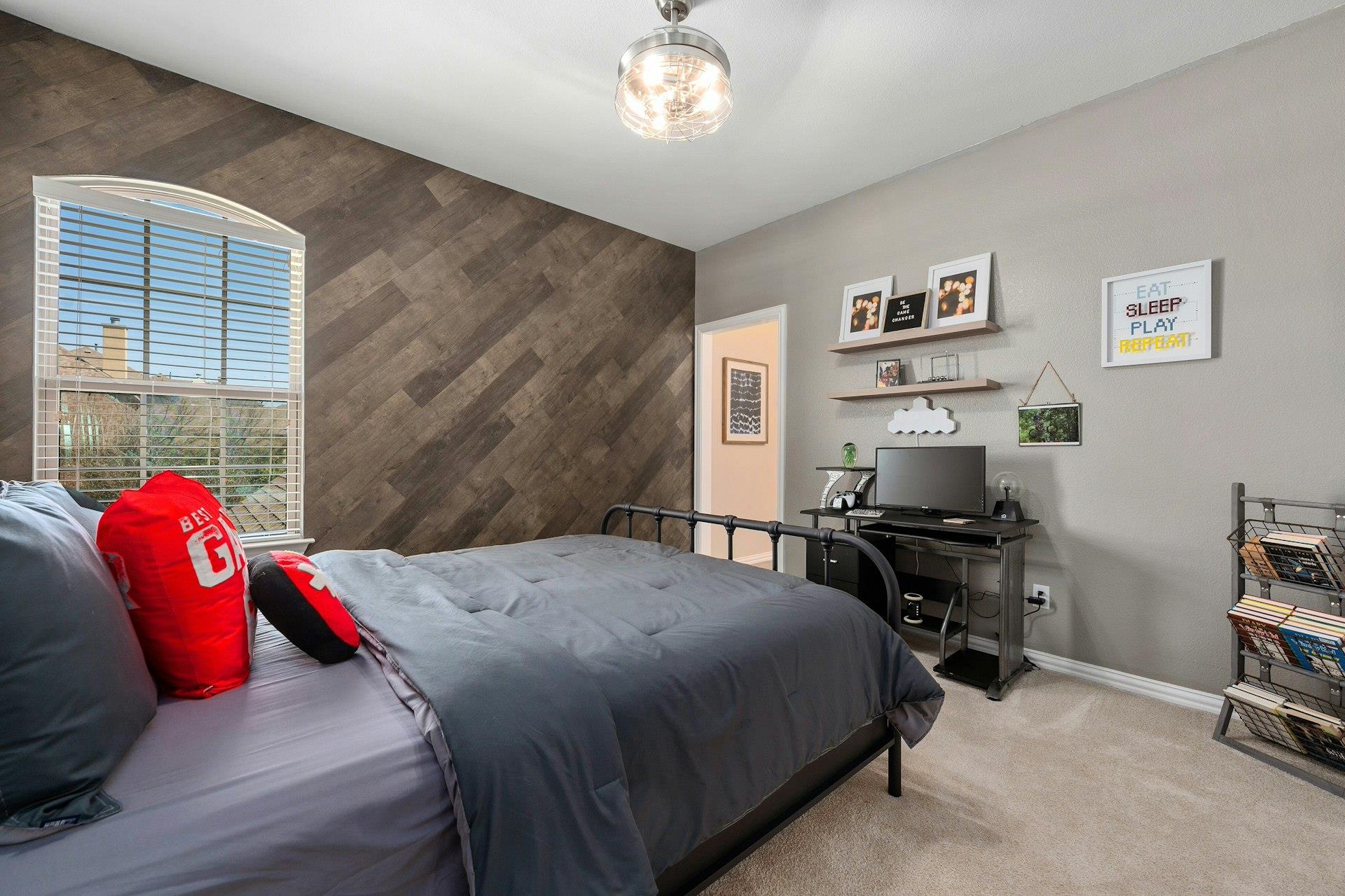 8804 Flycatcher Ct Property Photo 20