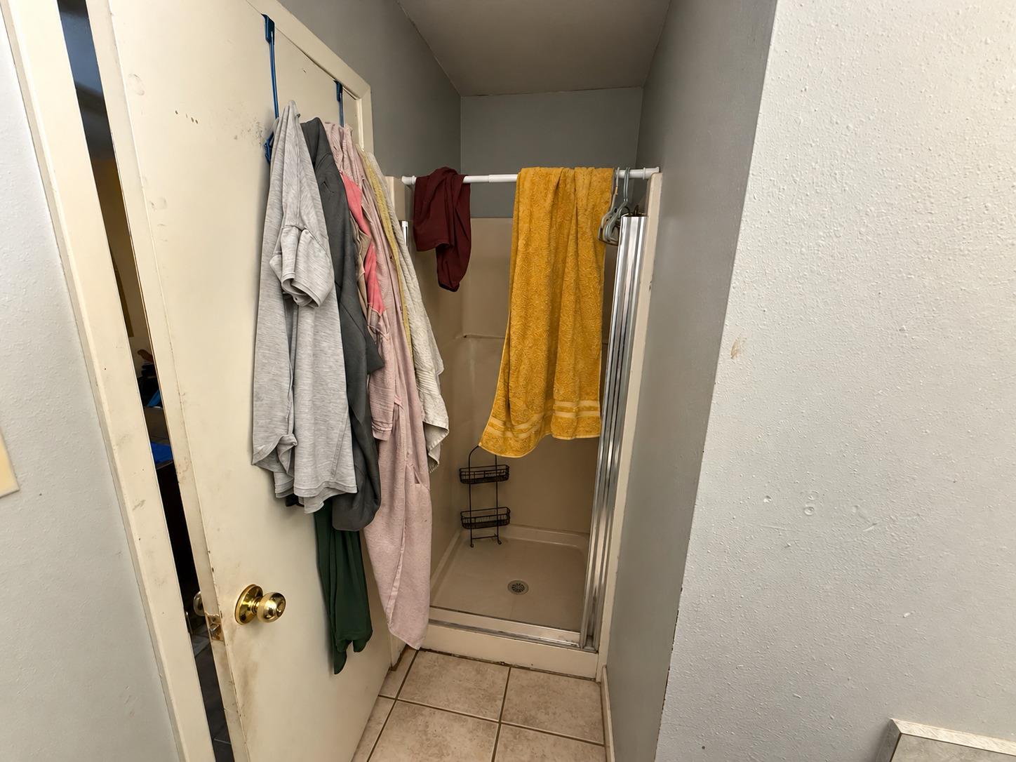 1210 Delano St Property Photo 11
