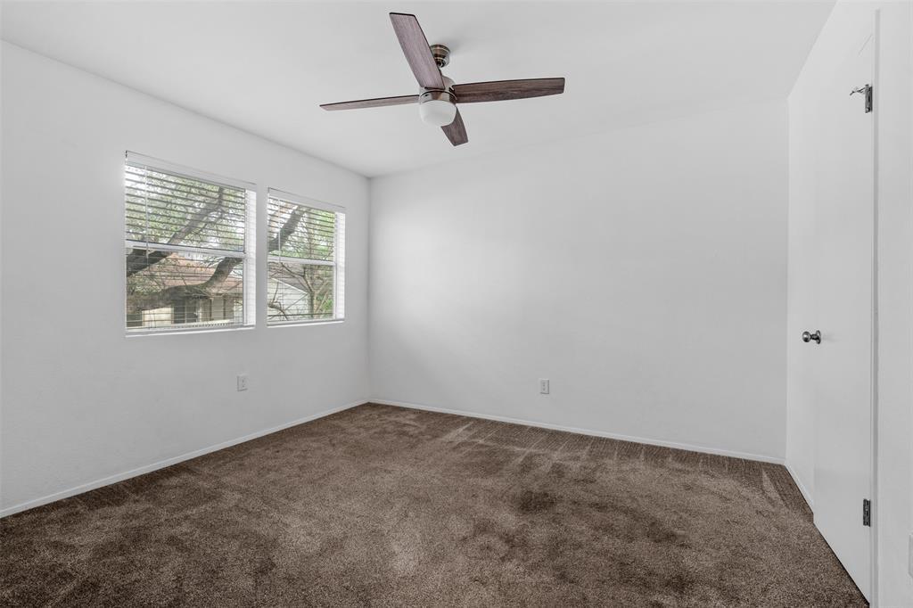 4413 Whispering Valley Dr #d Property Photo 4