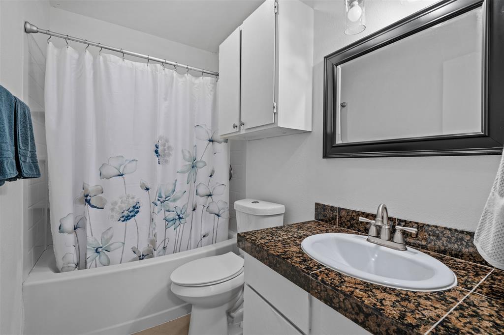 4413 Whispering Valley Dr #d Property Photo 5