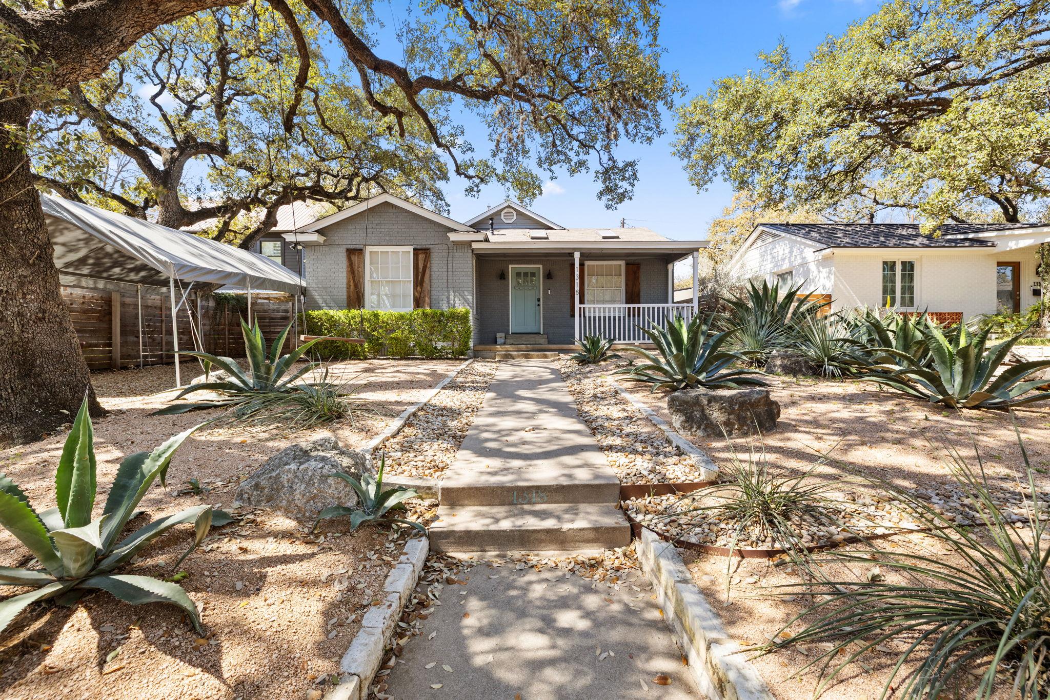1318 Bonham Ter Property Photo 1