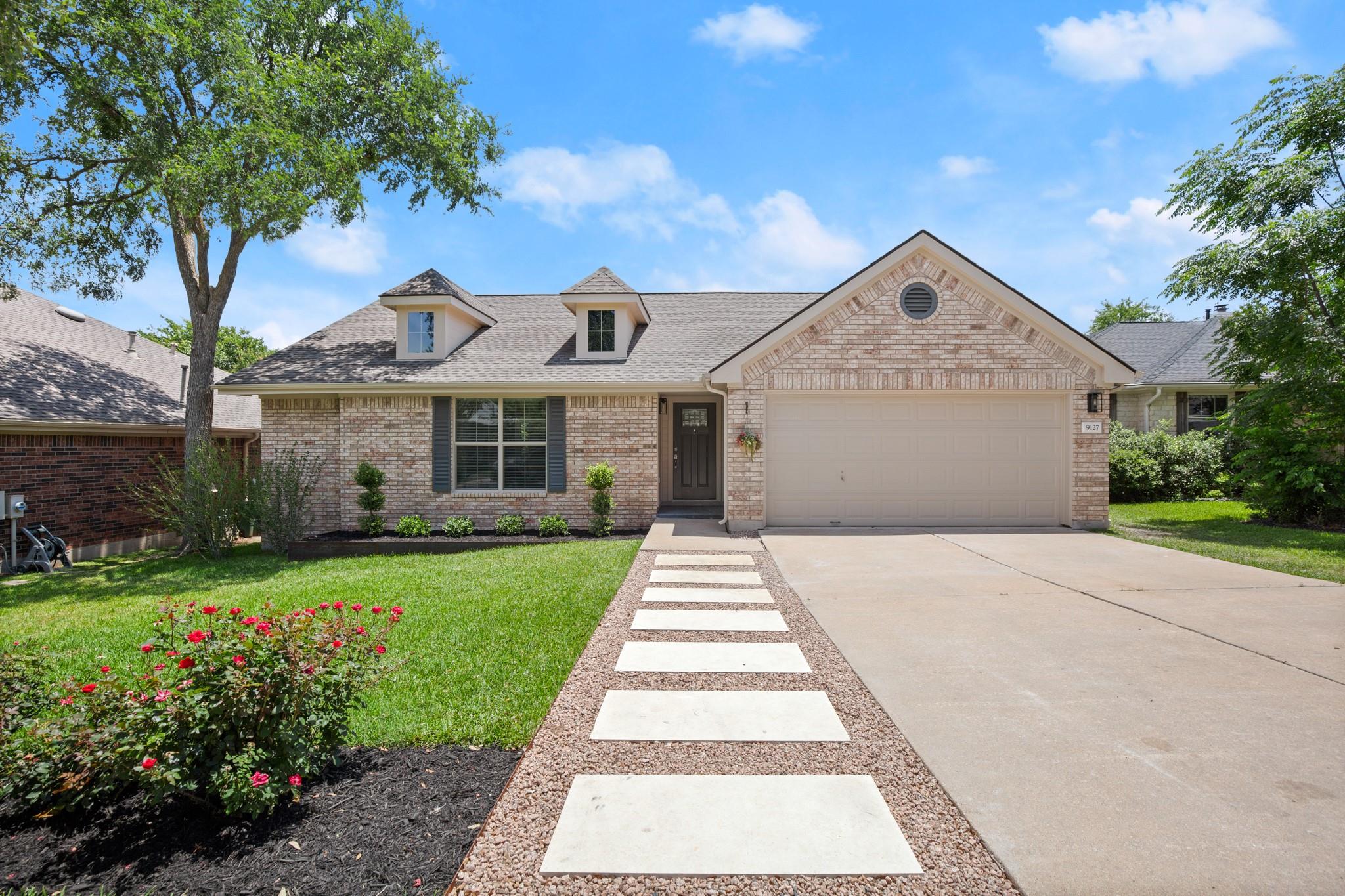 9127 Edwardson Ln Property Photo