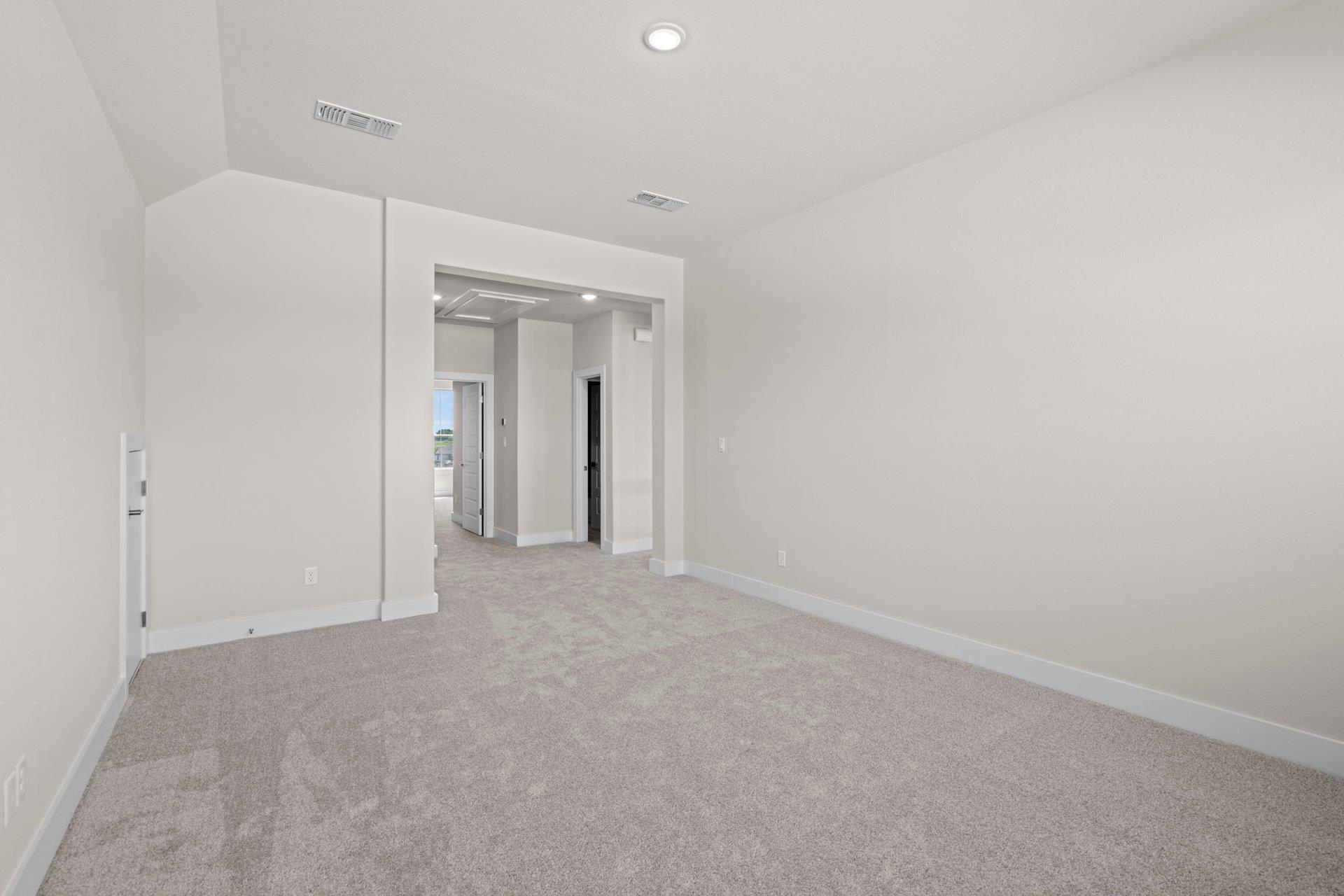 129 Clancy Dr Property Photo 29