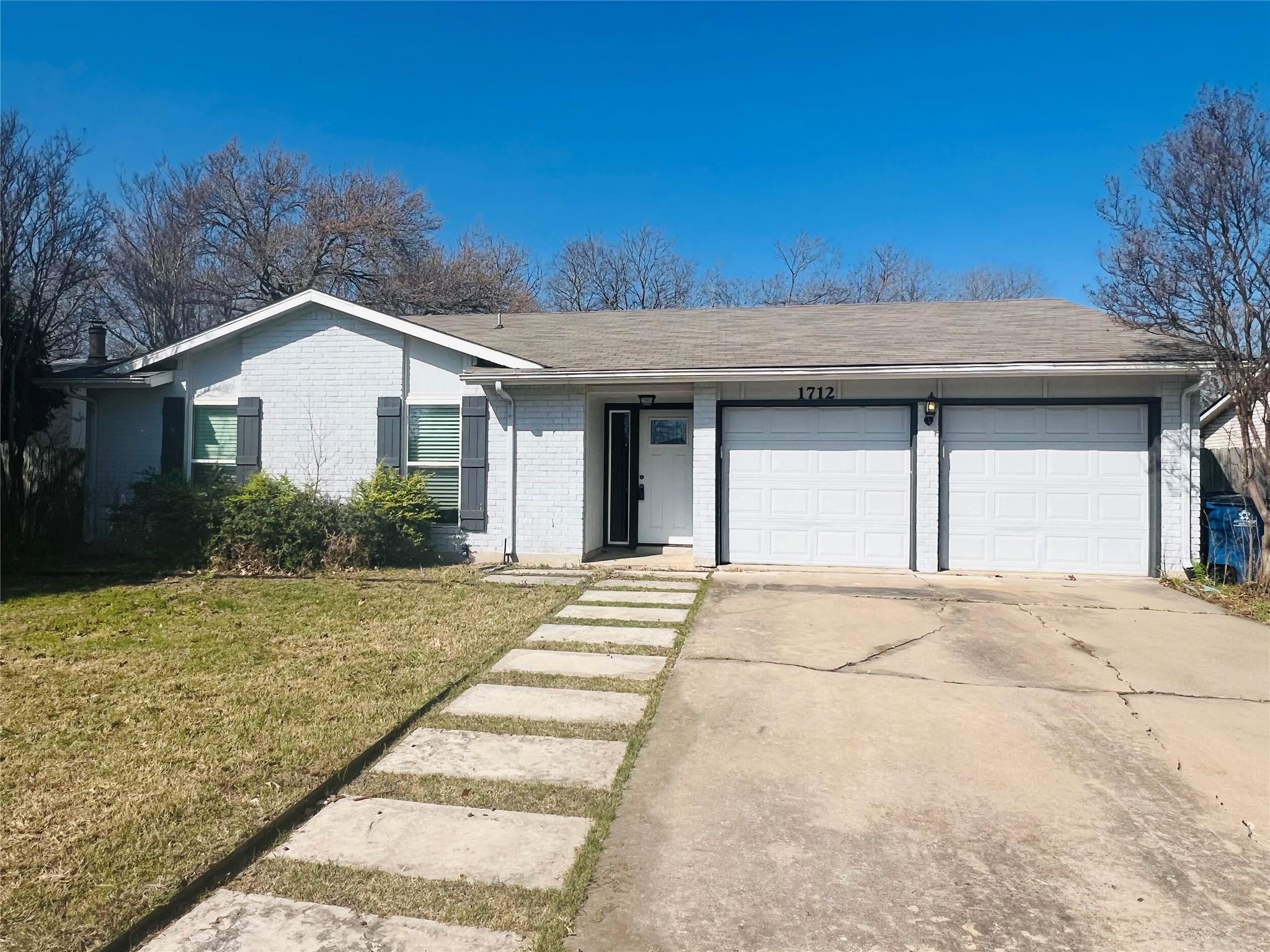 1712 W Mesa Park Dr Property Photo