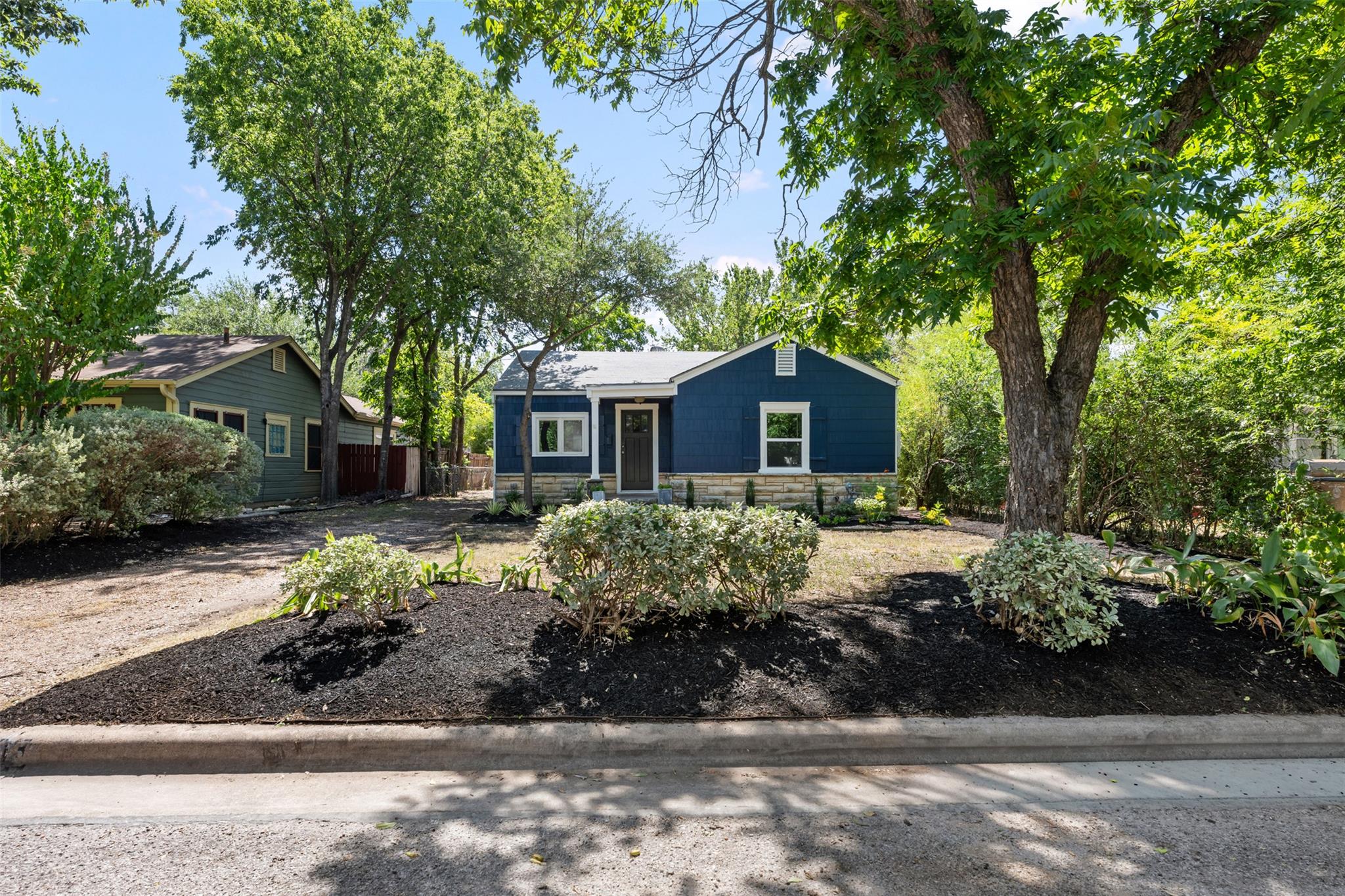 5303 Avenue H None Property Photo 11