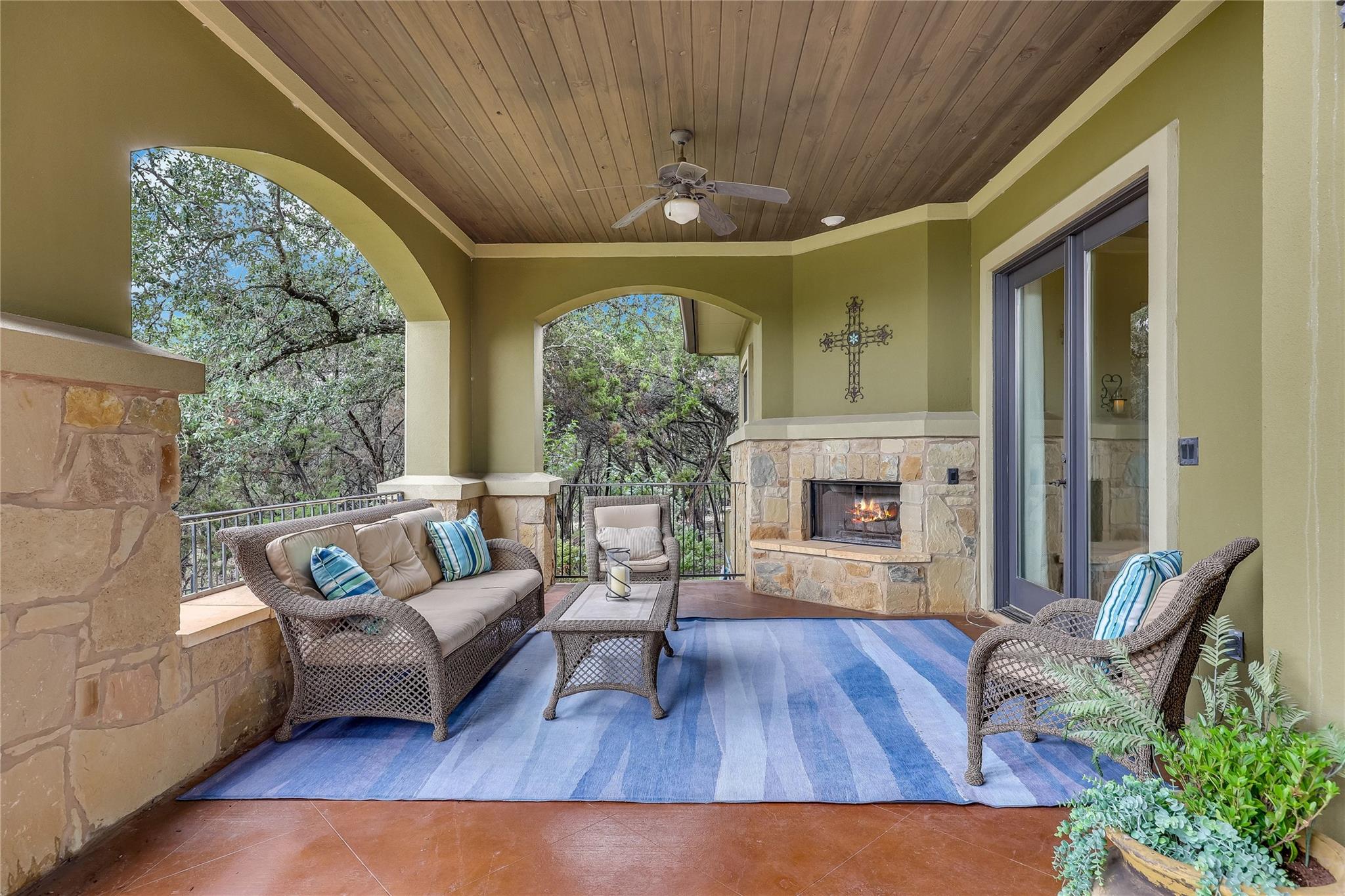 17408 Regatta View Dr Property Photo 29