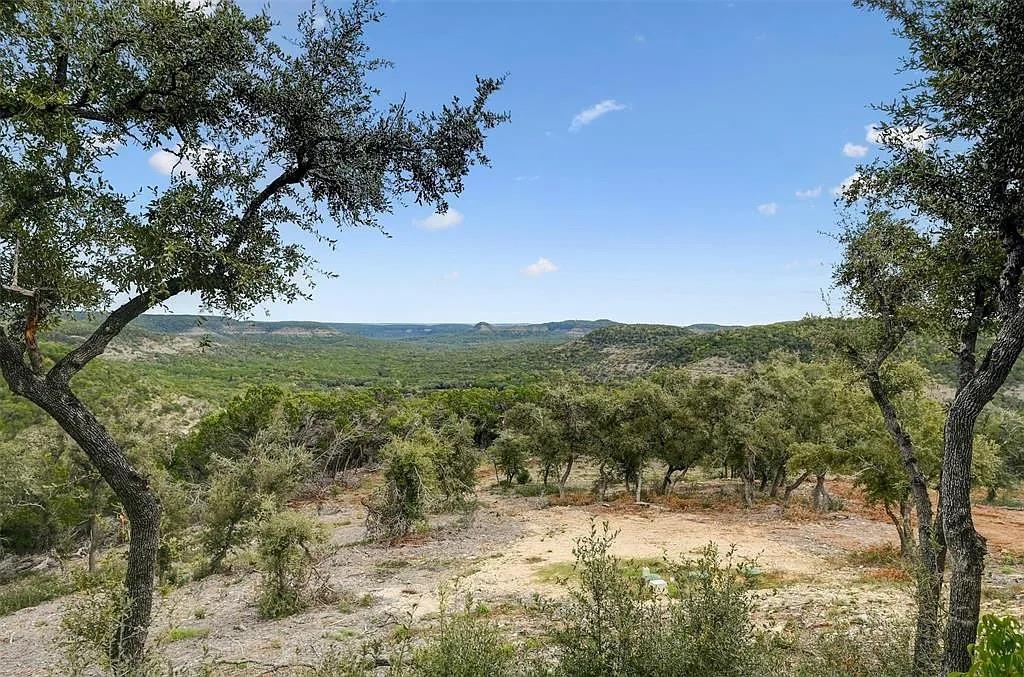 640 Ghost Dancer None Property Photo 20